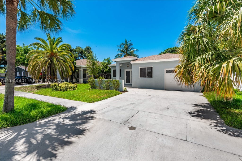 Photo of 731 SW 6th St, Dania Beach, FL 33004 (MLS # A12044401)