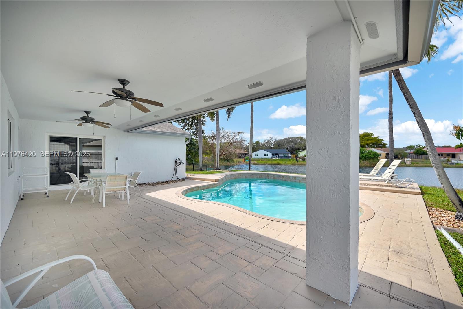 FLAMINGO GARDENS-PHASE TW - Residential Lease