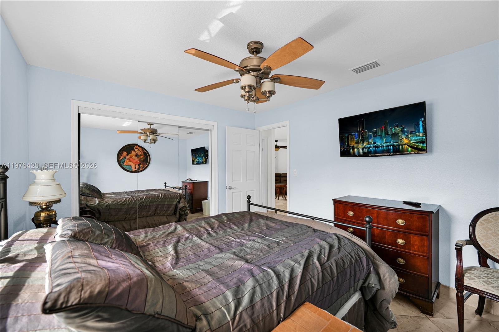 FLAMINGO GARDENS-PHASE TW - Residential Lease