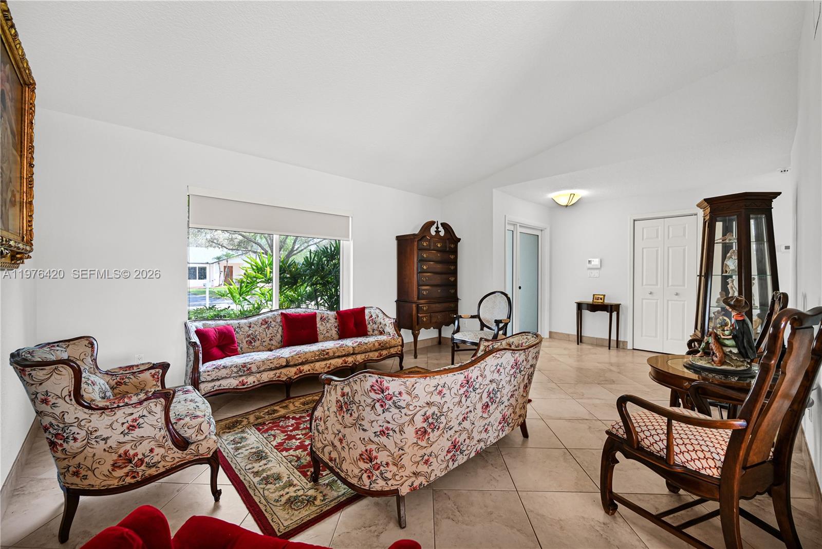 FLAMINGO GARDENS-PHASE TW - Residential Lease