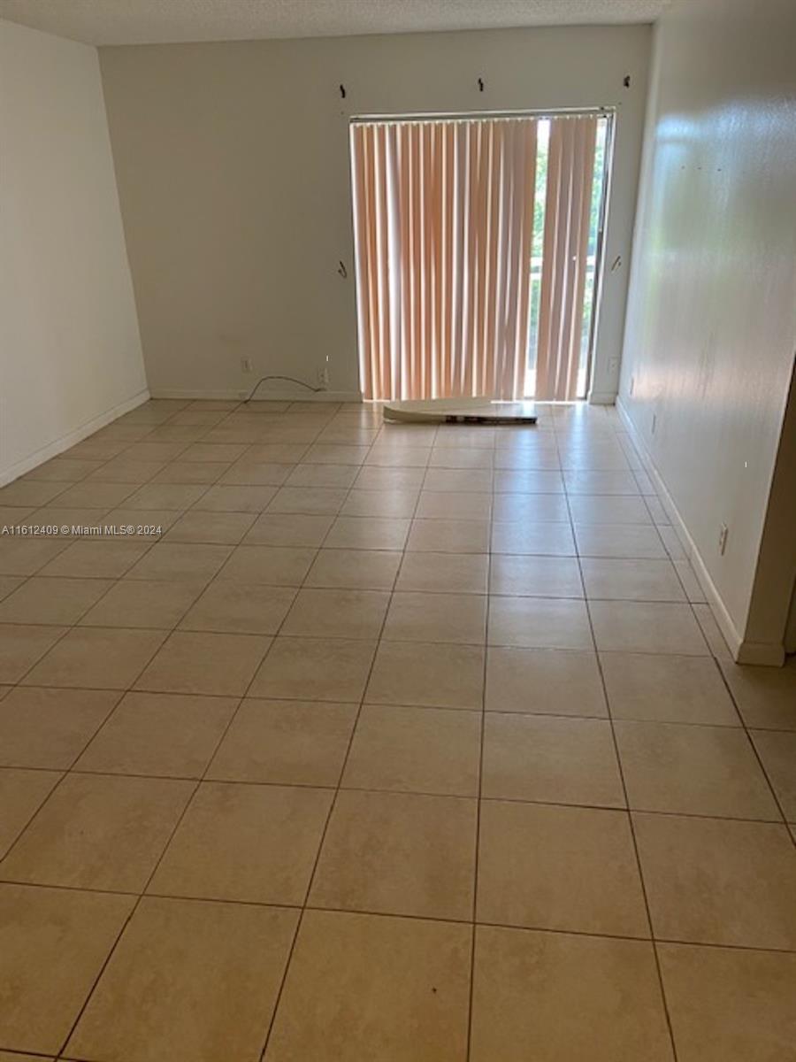 NEWPORT CONDO - Residential Lease