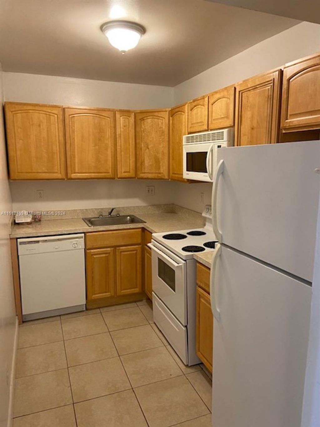 Photo of 405 S Pine Island Rd #307D, Plantation, FL 33324 (MLS # A11612409)