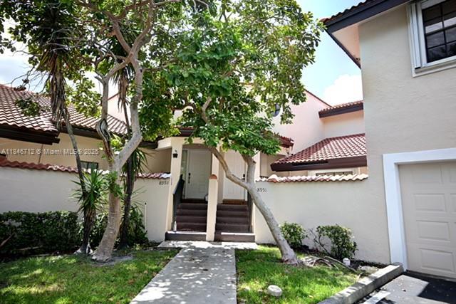 8951 W Sunrise Blvd