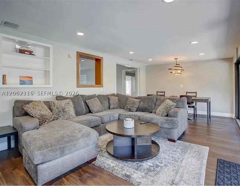 Photo of 1728 NE 17th Ter, Fort Lauderdale, FL 33305 (MLS # A12062316)