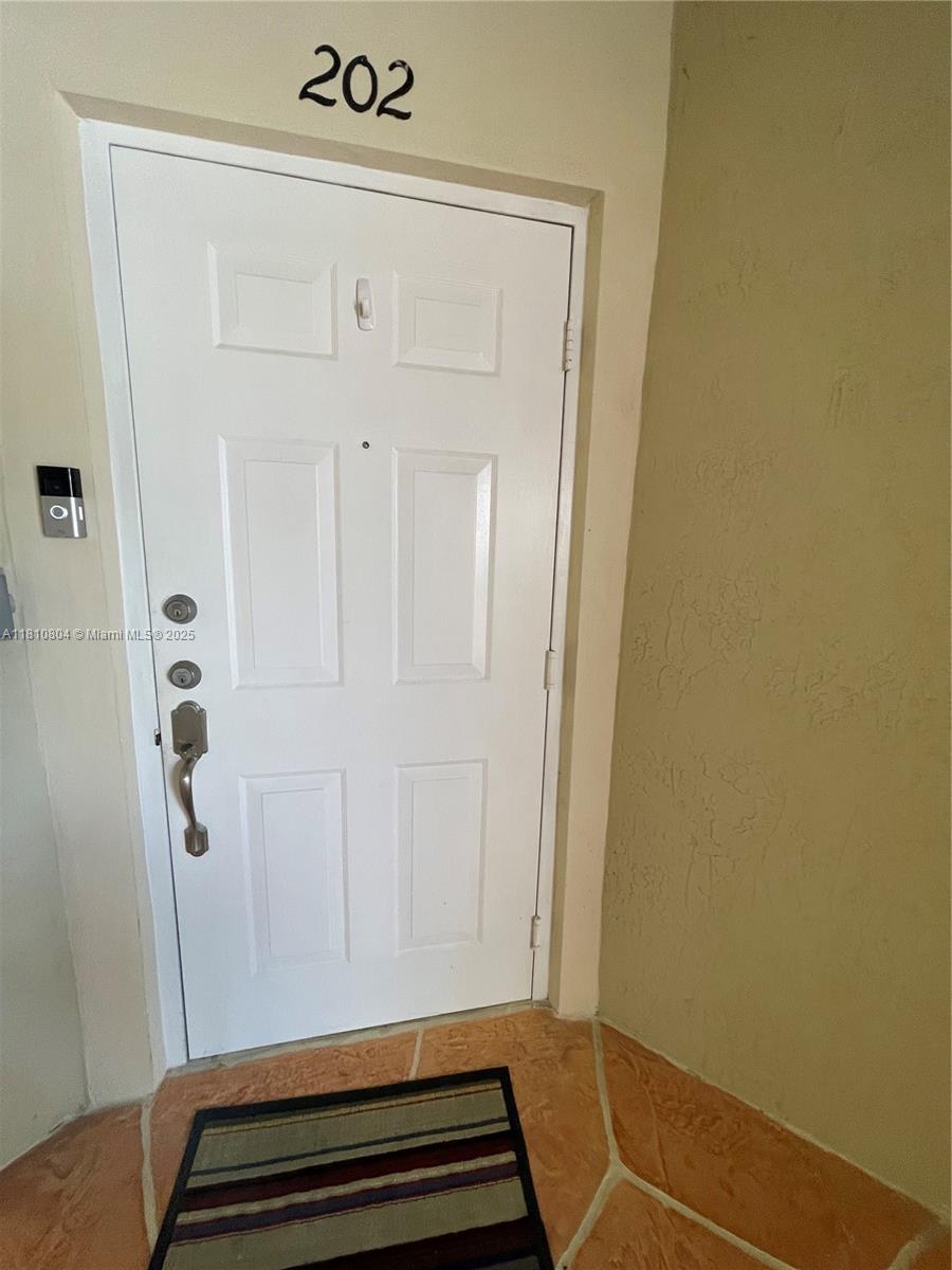 8980 W Flagler St 202