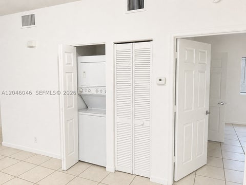 Tiny photo for 4950 Washington St #12-4, Hollywood, FL 33021 (MLS # A12046046)