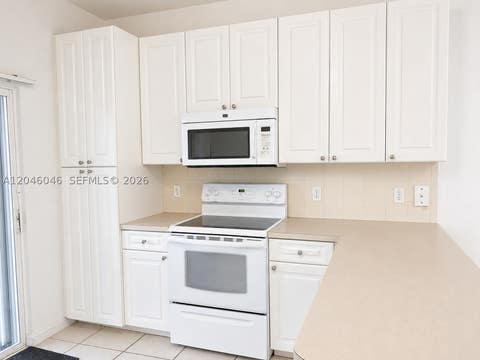 Tiny photo for 4950 Washington St #12-4, Hollywood, FL 33021 (MLS # A12046046)