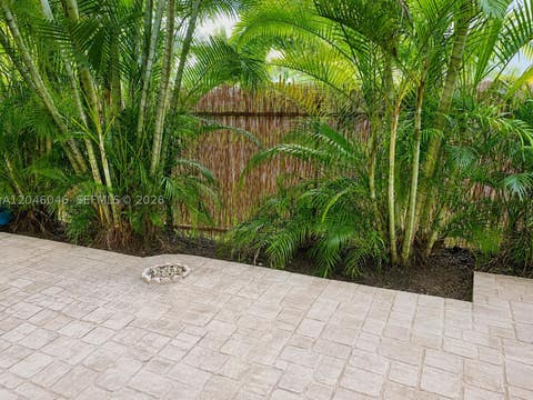 Tiny photo for 4950 Washington St #12-4, Hollywood, FL 33021 (MLS # A12046046)