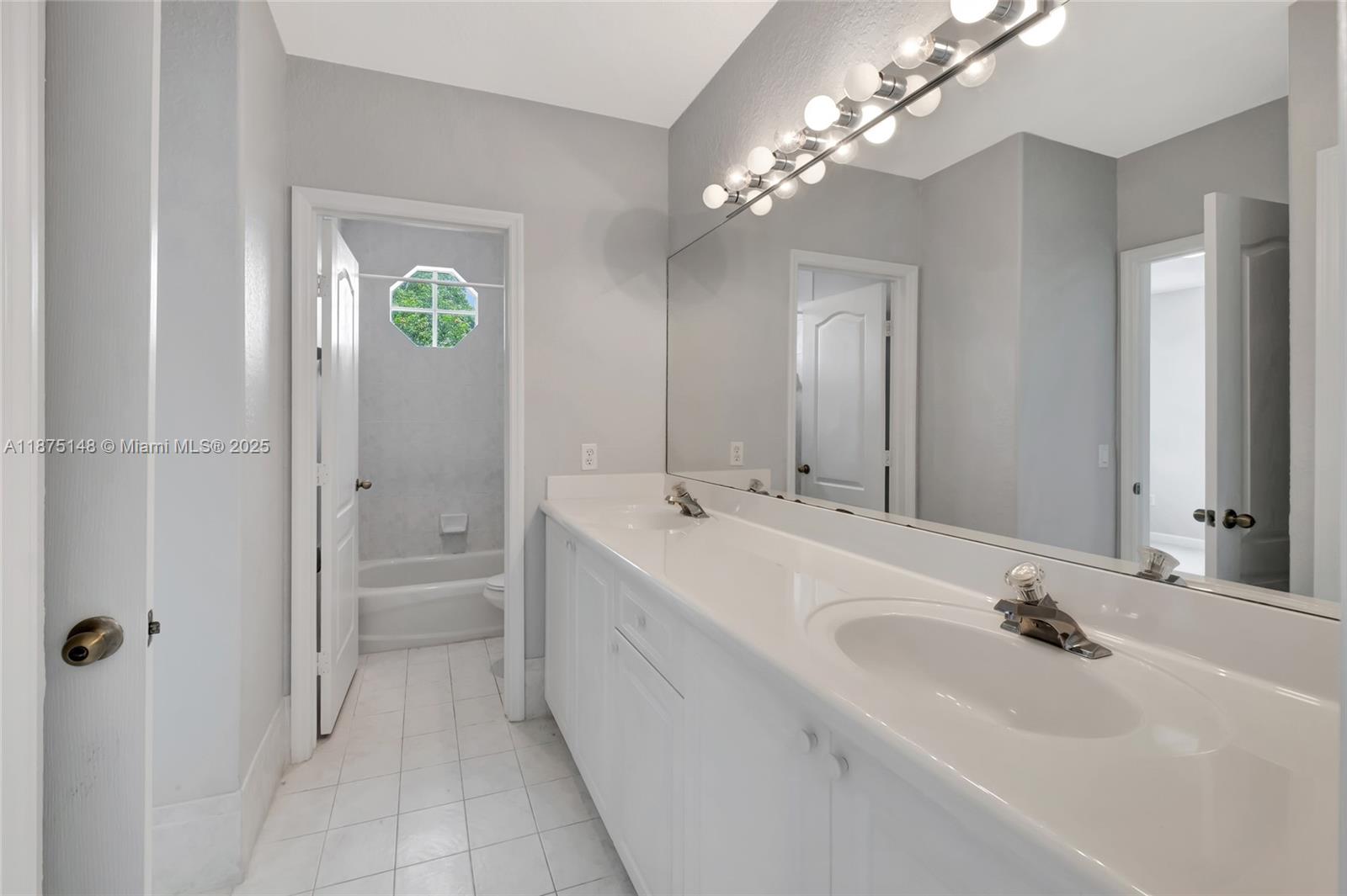 ERICA GARDENS - Residential Lease