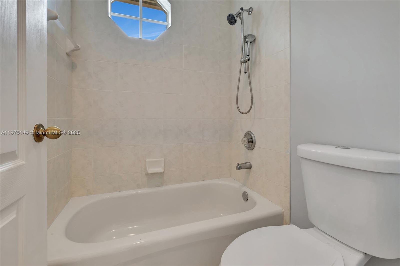 ERICA GARDENS - Residential Lease