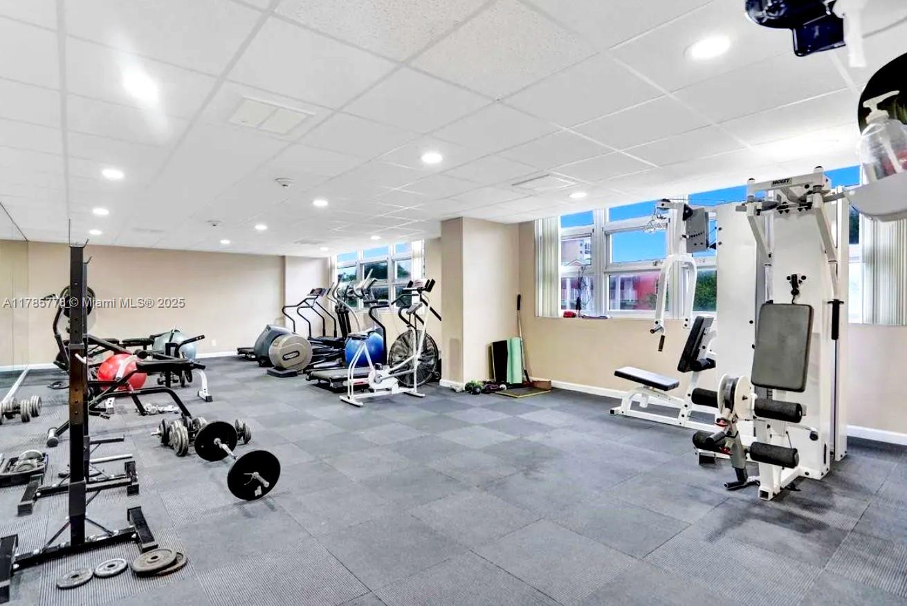 SILVER THATCH ATLANTIC PL - Residential Lease