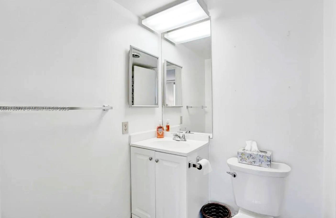 SILVER THATCH ATLANTIC PL - Residential Lease