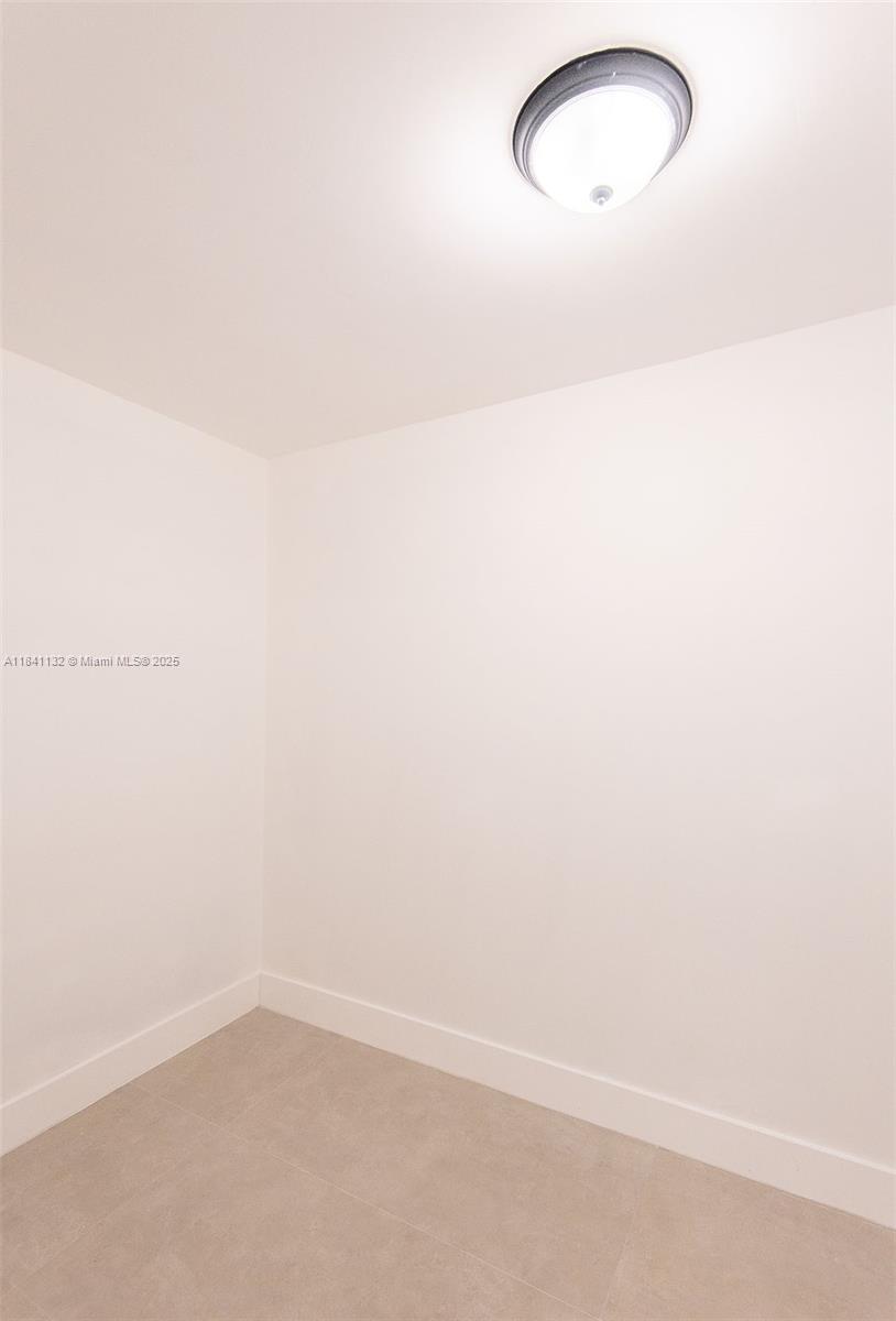 JADE WINDS GROUP-DAISY GA - Residential Lease