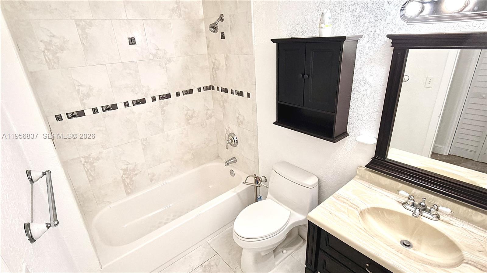 RO-MONT SOUTH CONDO J - Residential