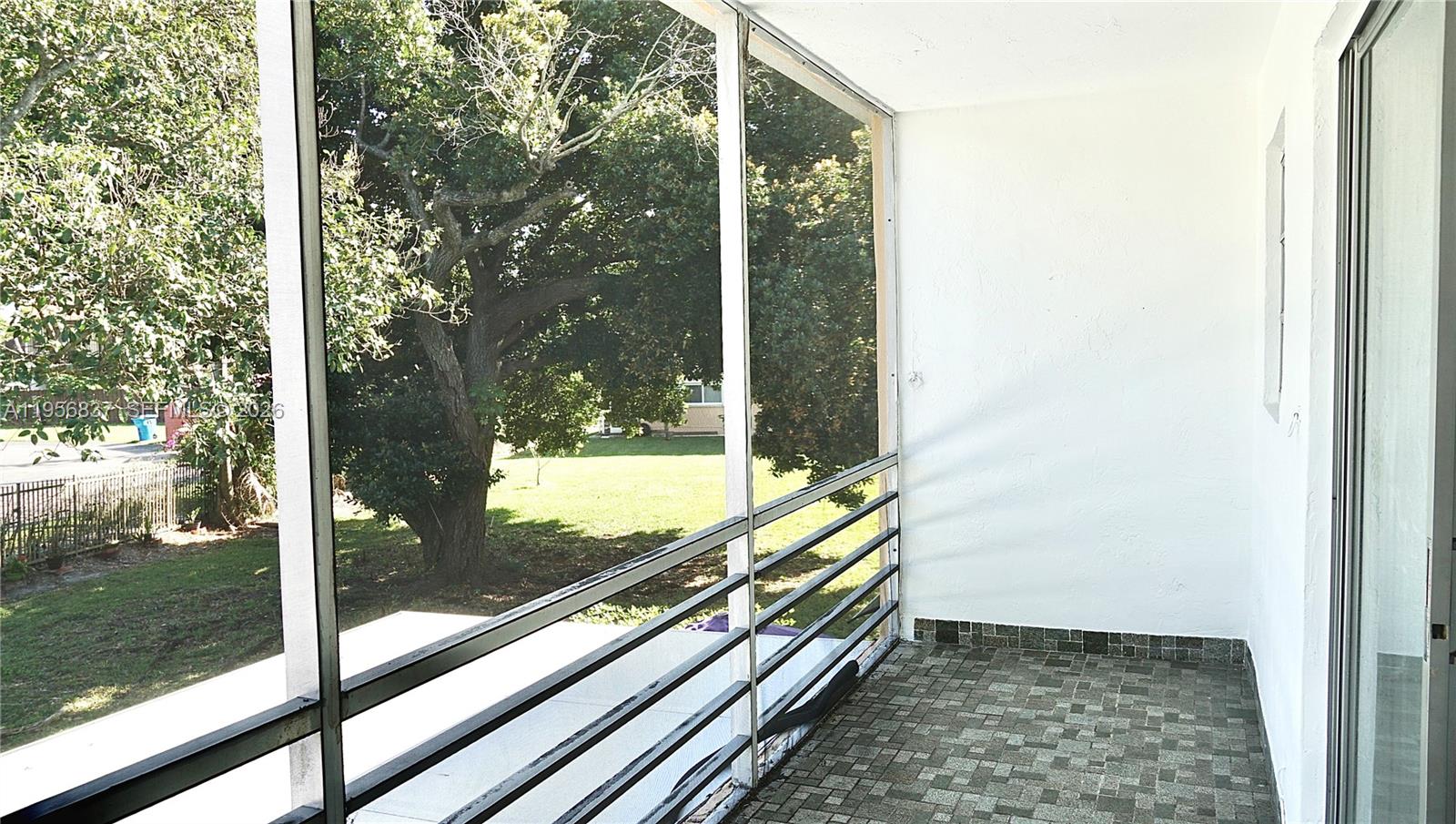 RO-MONT SOUTH CONDO J - Residential