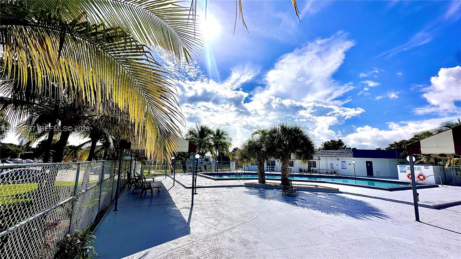 RO-MONT SOUTH CONDO J - Residential