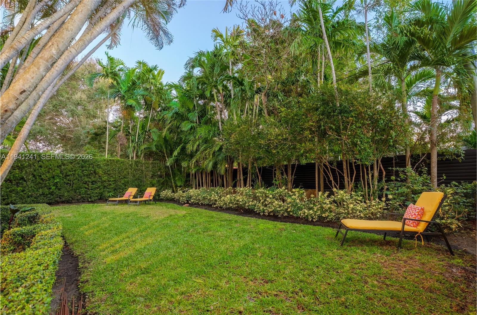 MIAMI SHORES SEC 1 AMD - Residential