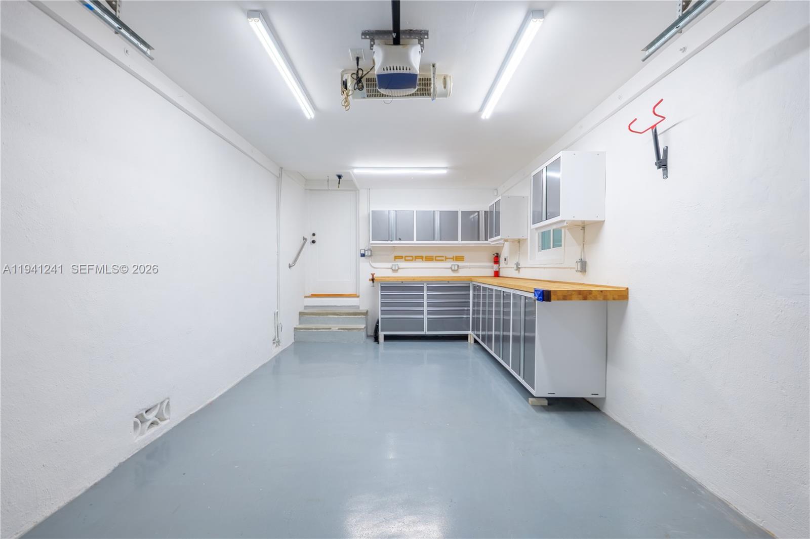 MIAMI SHORES SEC 1 AMD - Residential