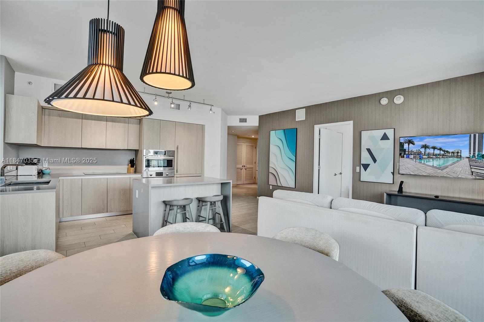 4010 SOUTH OCEAN CONDO - Residential