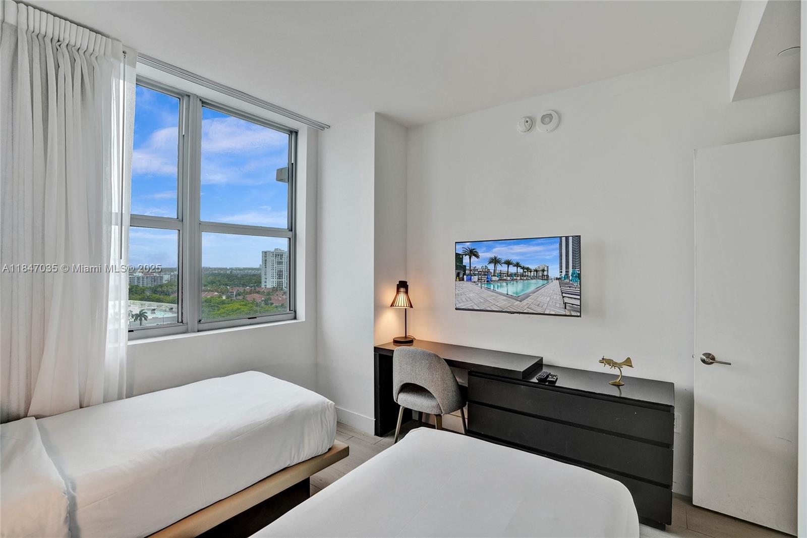 4010 SOUTH OCEAN CONDO - Residential