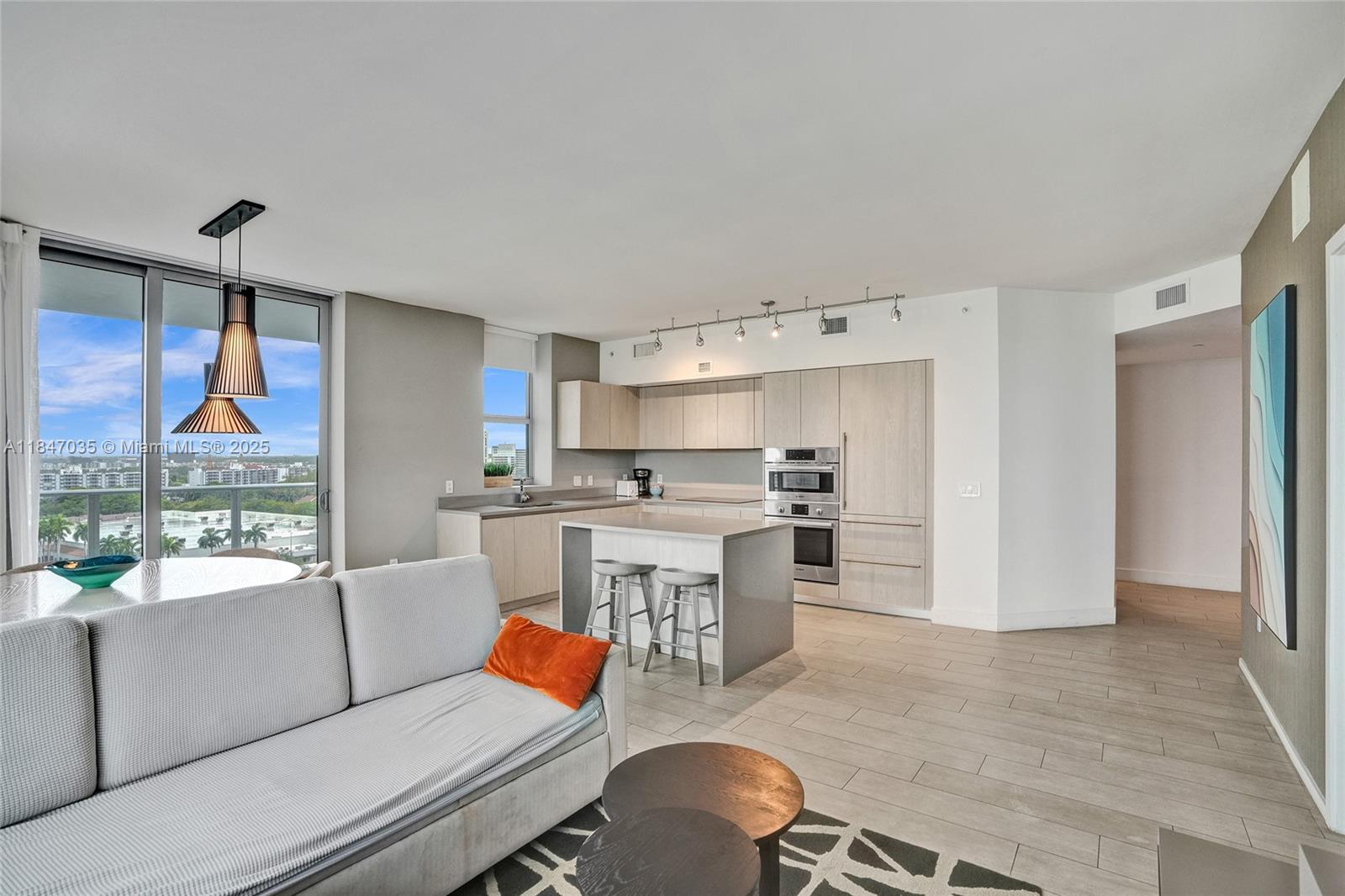 4010 SOUTH OCEAN CONDO - Residential