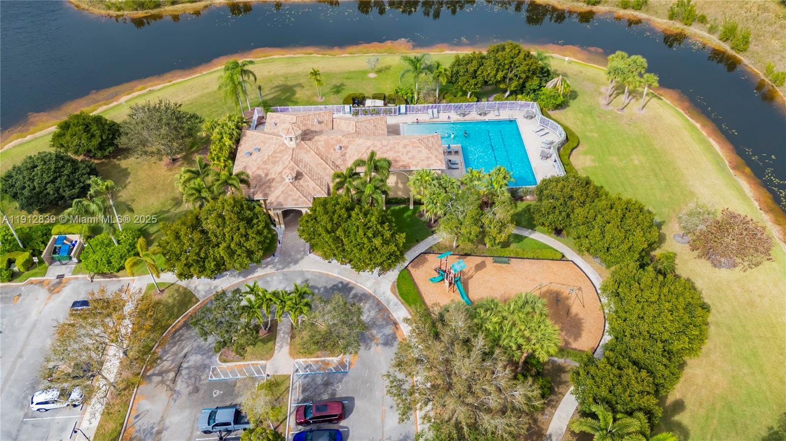 Laguna Isles - Residential