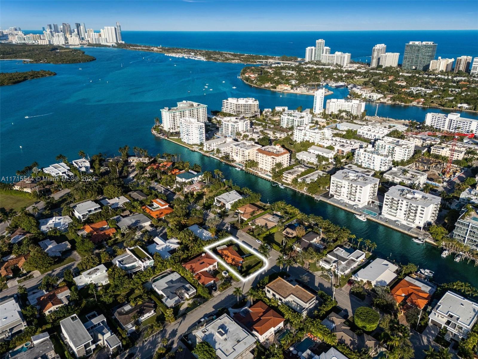 BAY HARBOR ISLAND - Residential