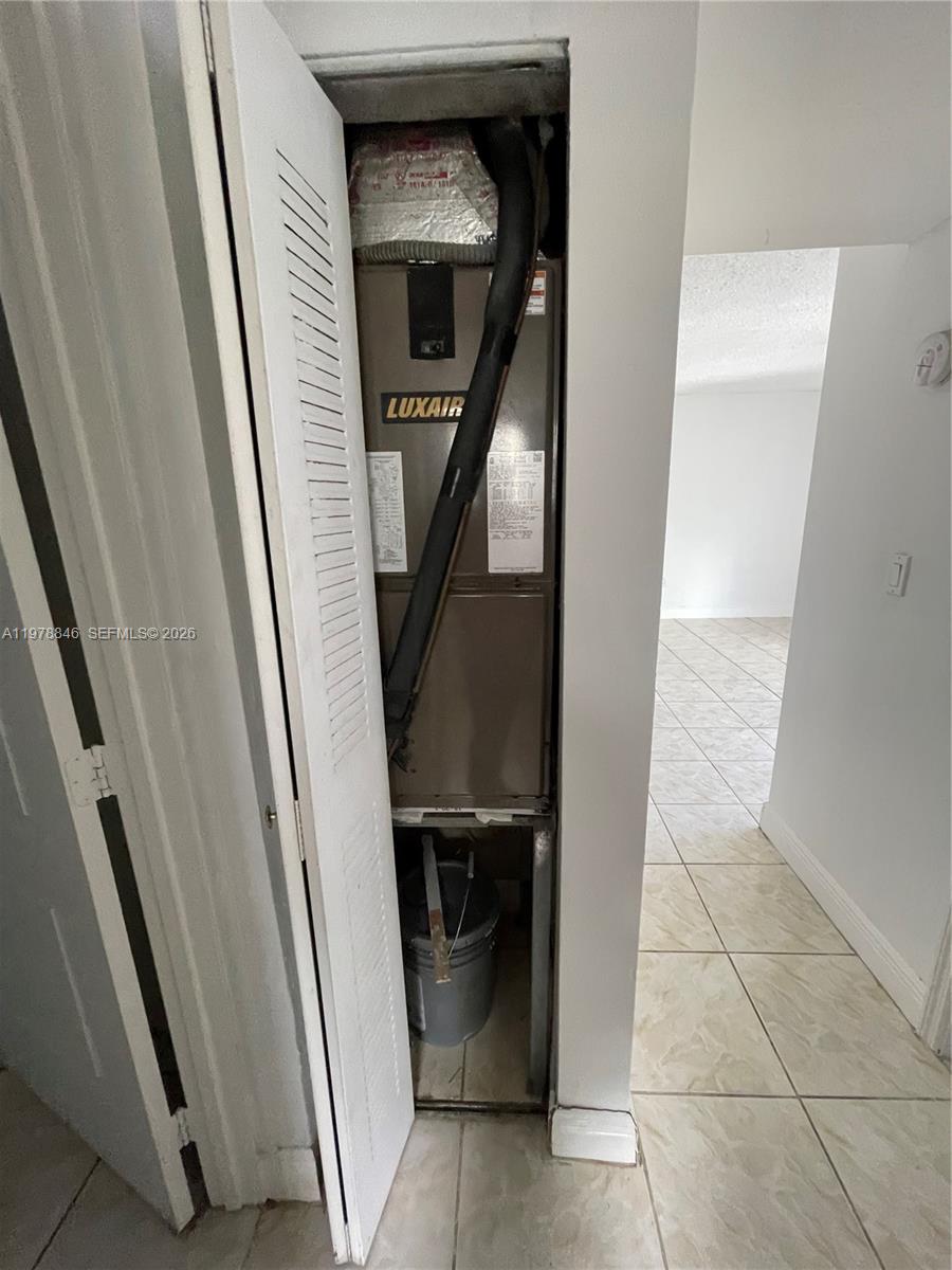 GROVE GARDENS CONDO - Residential