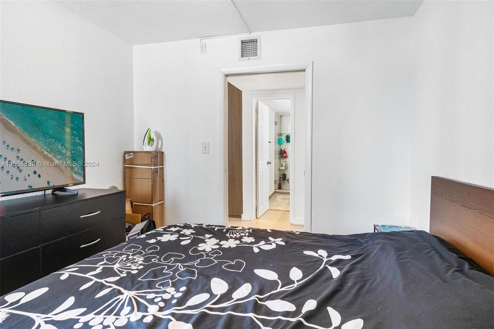 PARKER TOWER CONDO - Residential Lease