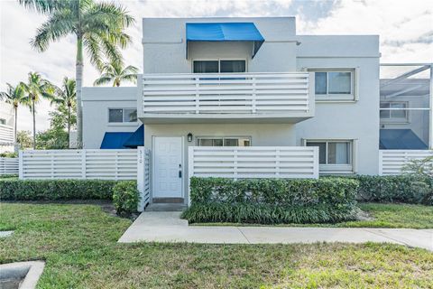 Photo of 510 NW 97th Ave, Plantation, FL 33324 (MLS # A11948871)