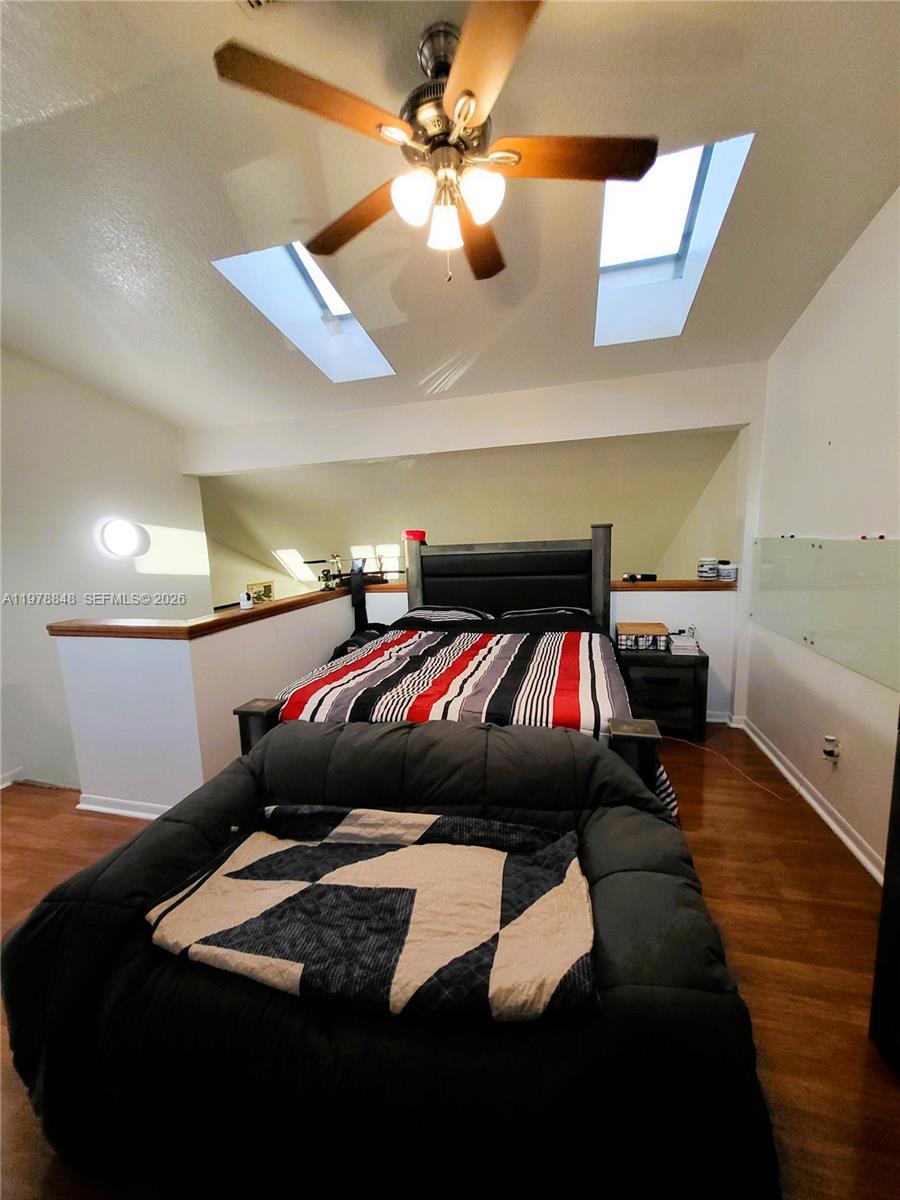 ALPINE LAKES - Residential