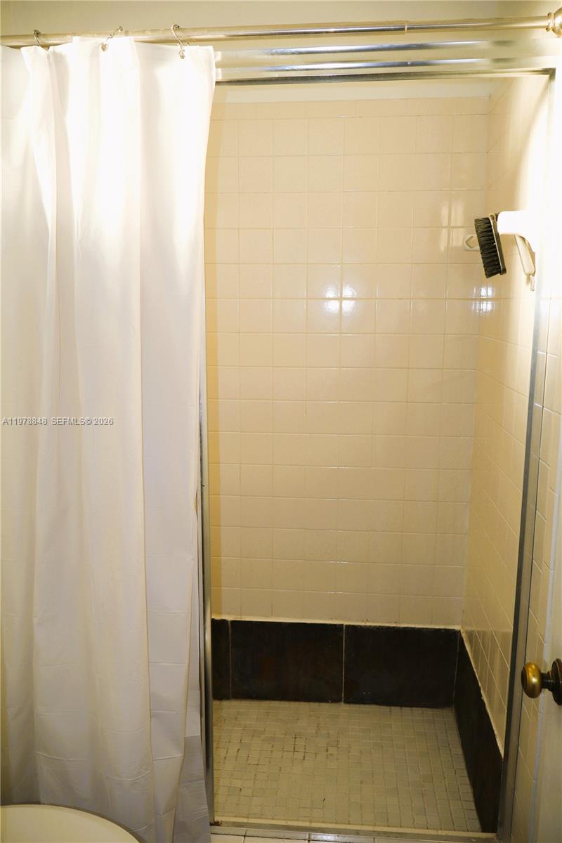 ALPINE LAKES - Residential