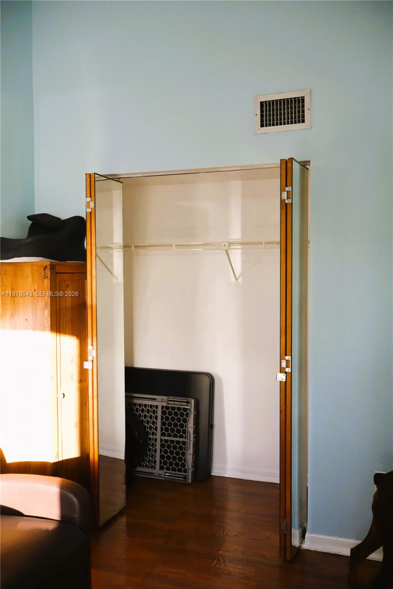 ALPINE LAKES - Residential