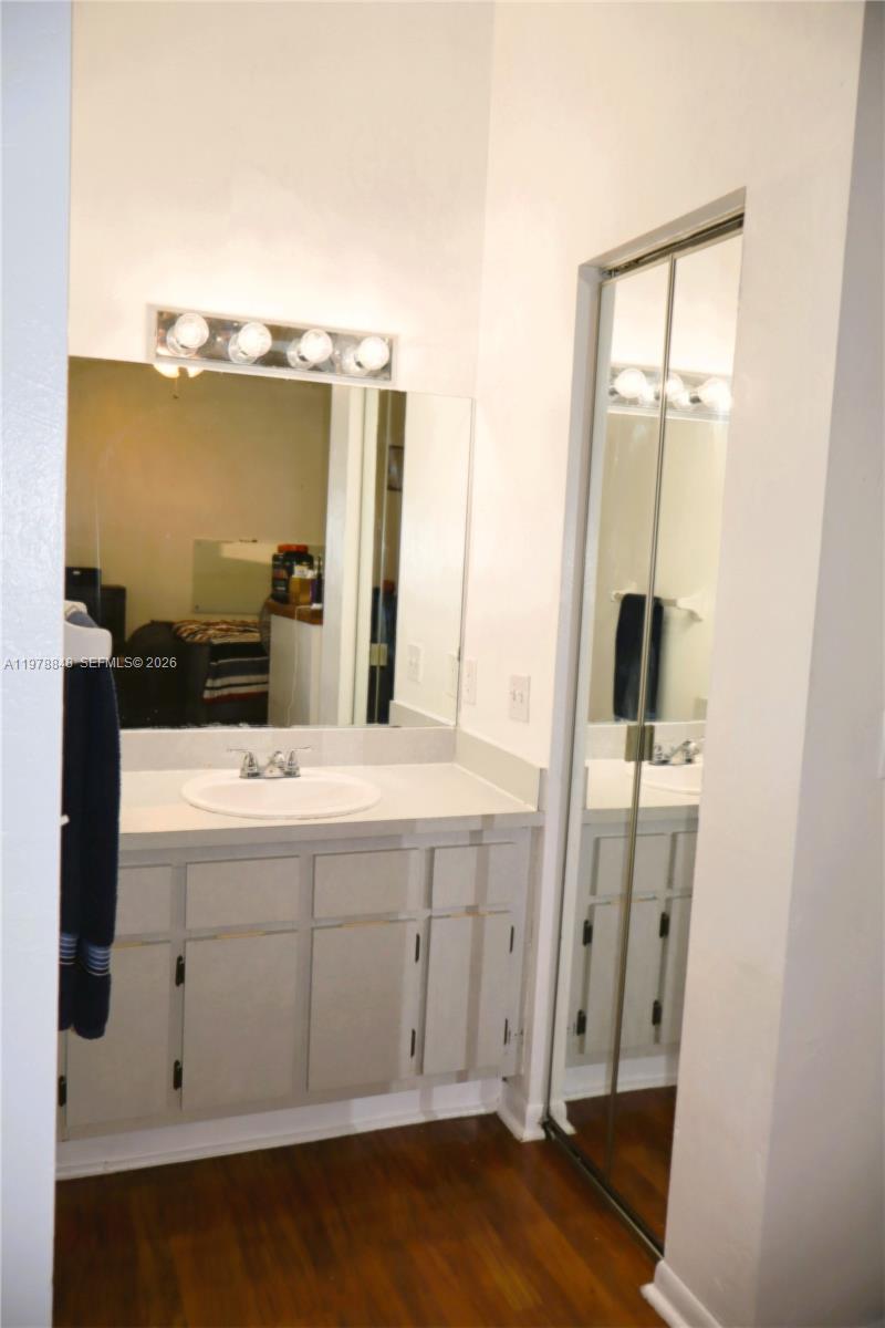 ALPINE LAKES - Residential