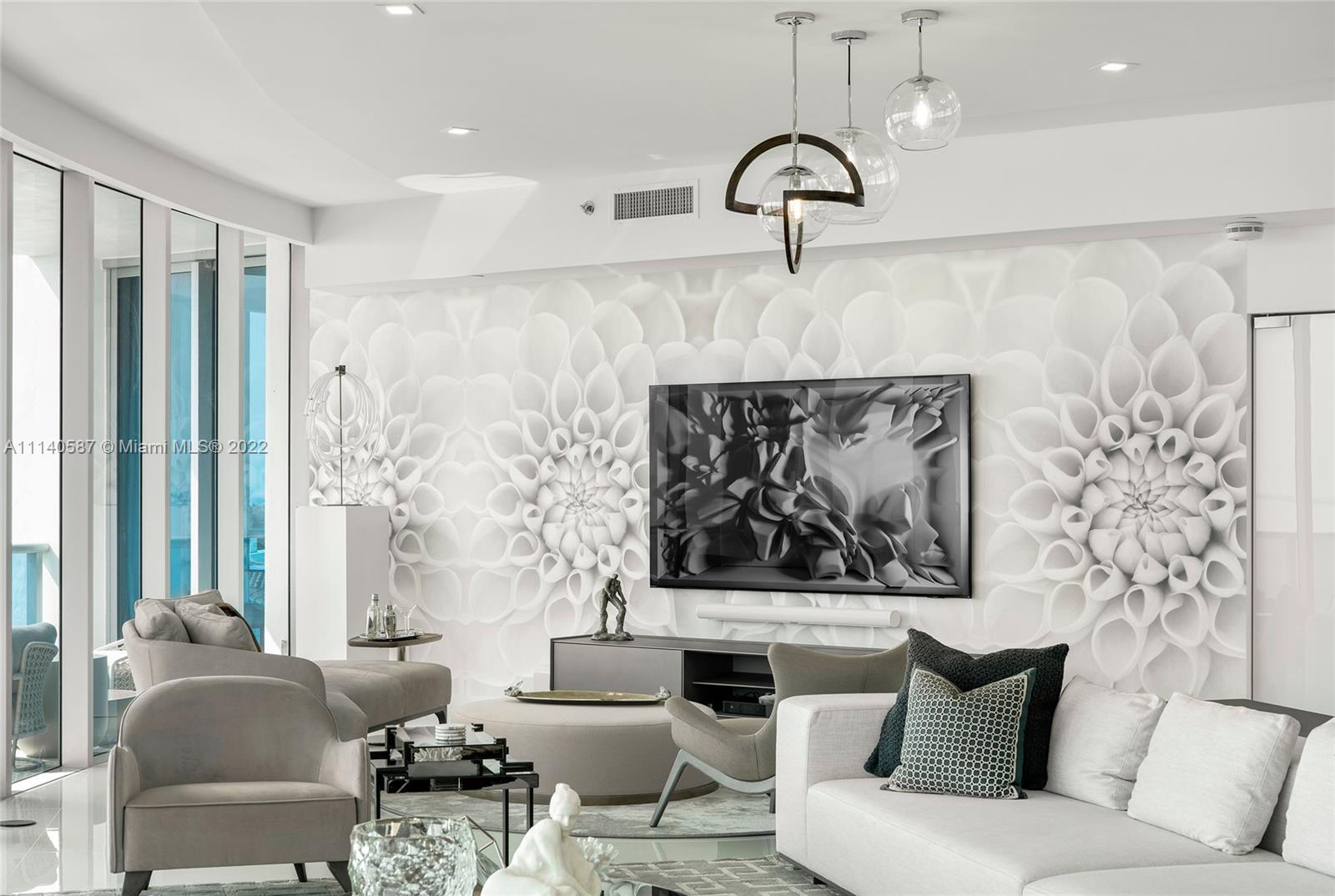 THE RESIDENCES AT THE BAT - Residential