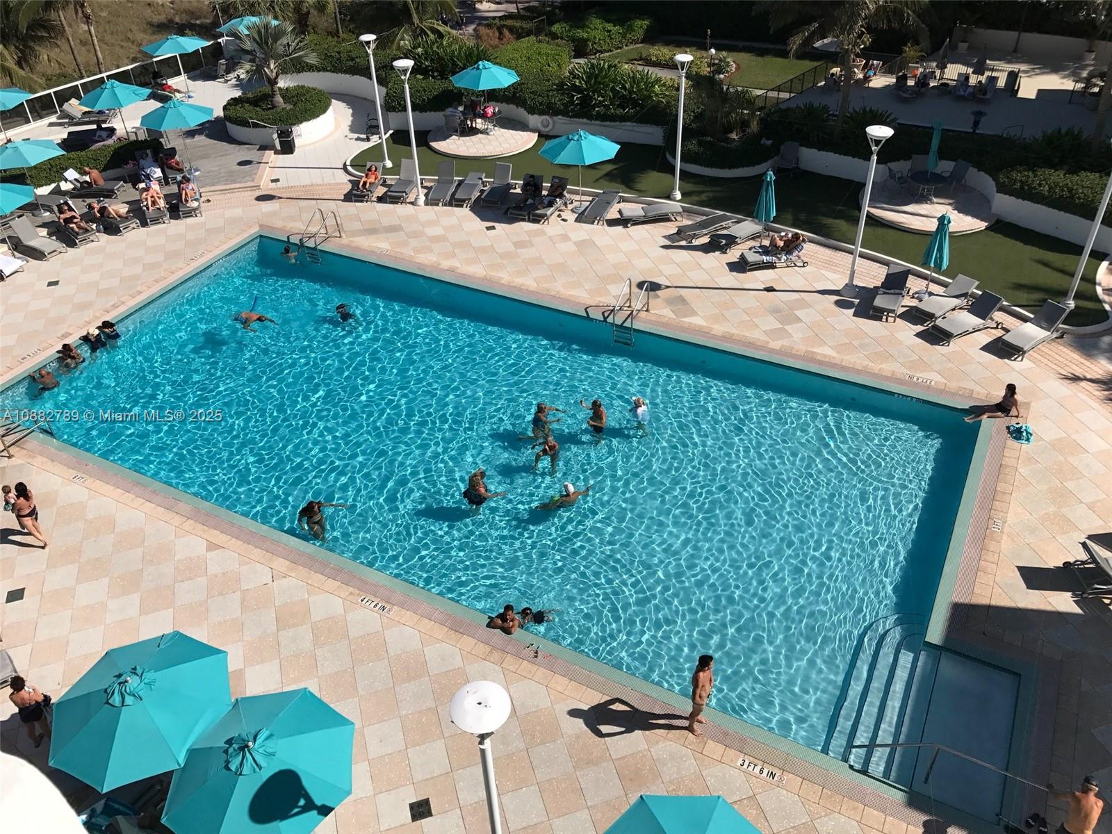 THE DECOPLAGE CONDO - Residential Lease