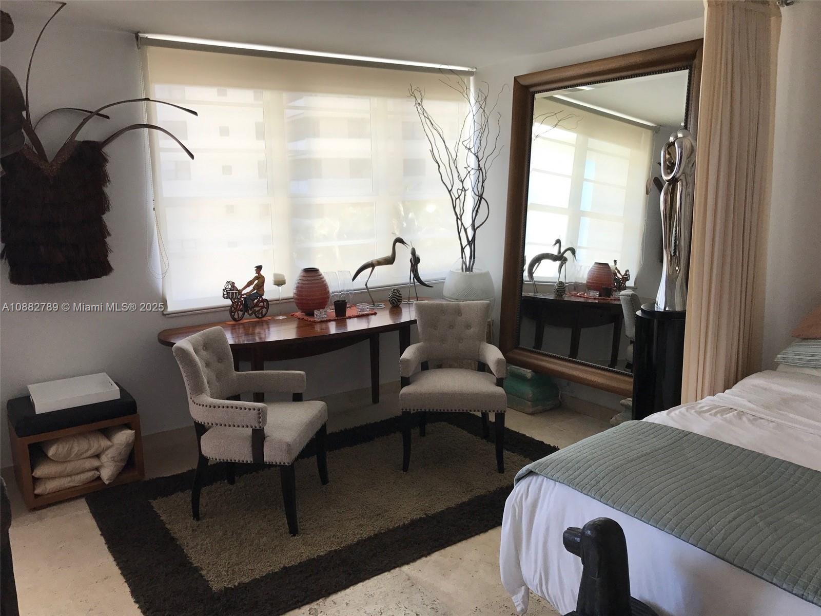 THE DECOPLAGE CONDO - Residential Lease