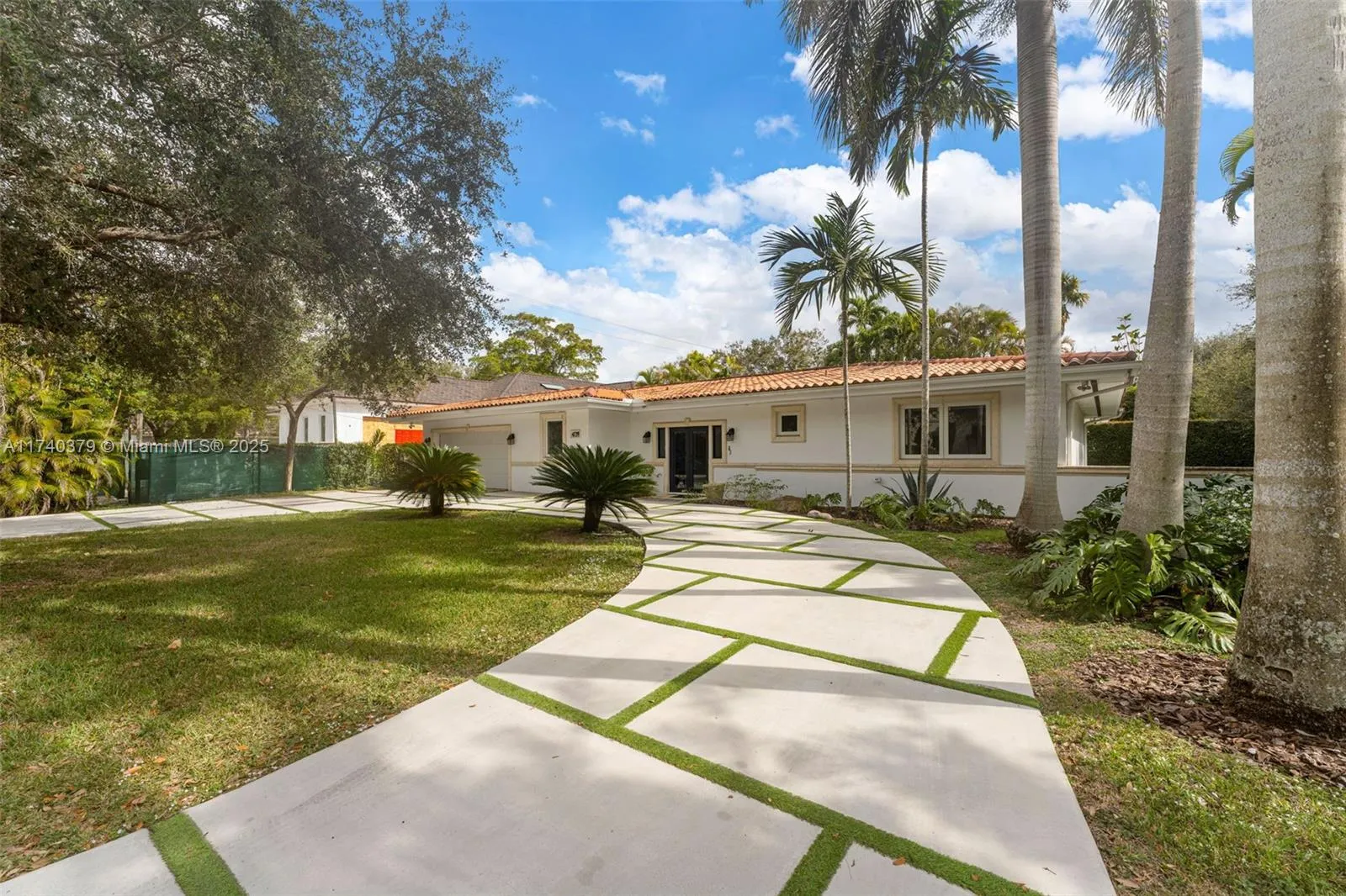 Coral Gables, Florida 33146, United States, 4 Bedrooms Bedrooms, ,5 BathroomsBathrooms,Residential,Active,8242