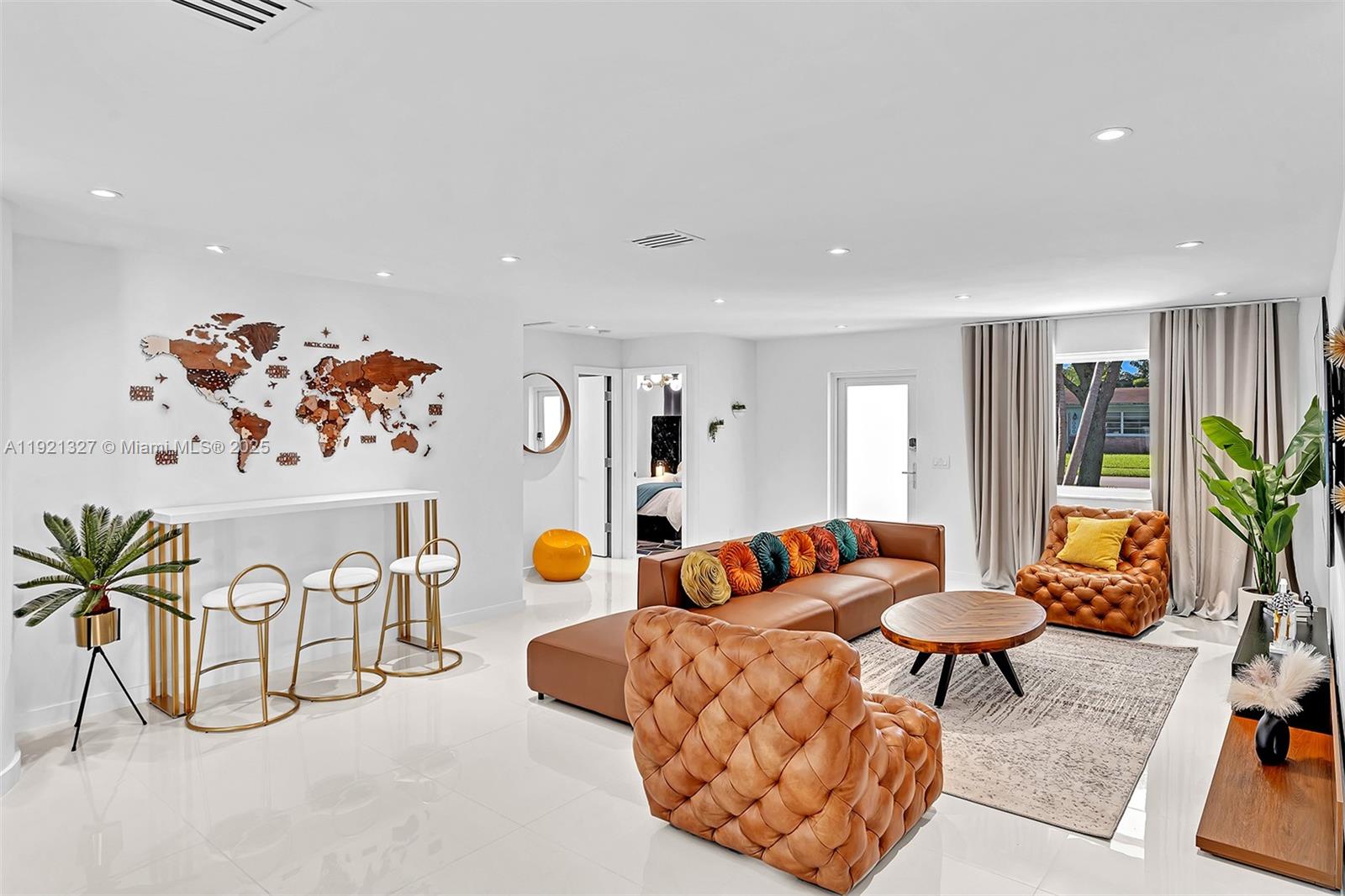 HOLLYWOOD HILLS AMEN PLAT - Residential