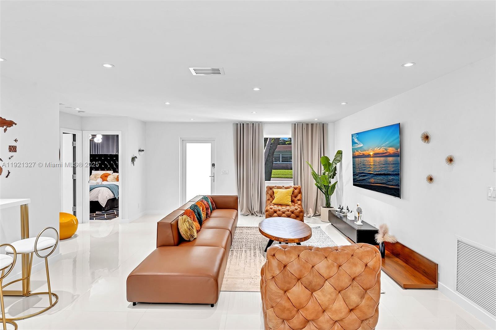 HOLLYWOOD HILLS AMEN PLAT - Residential