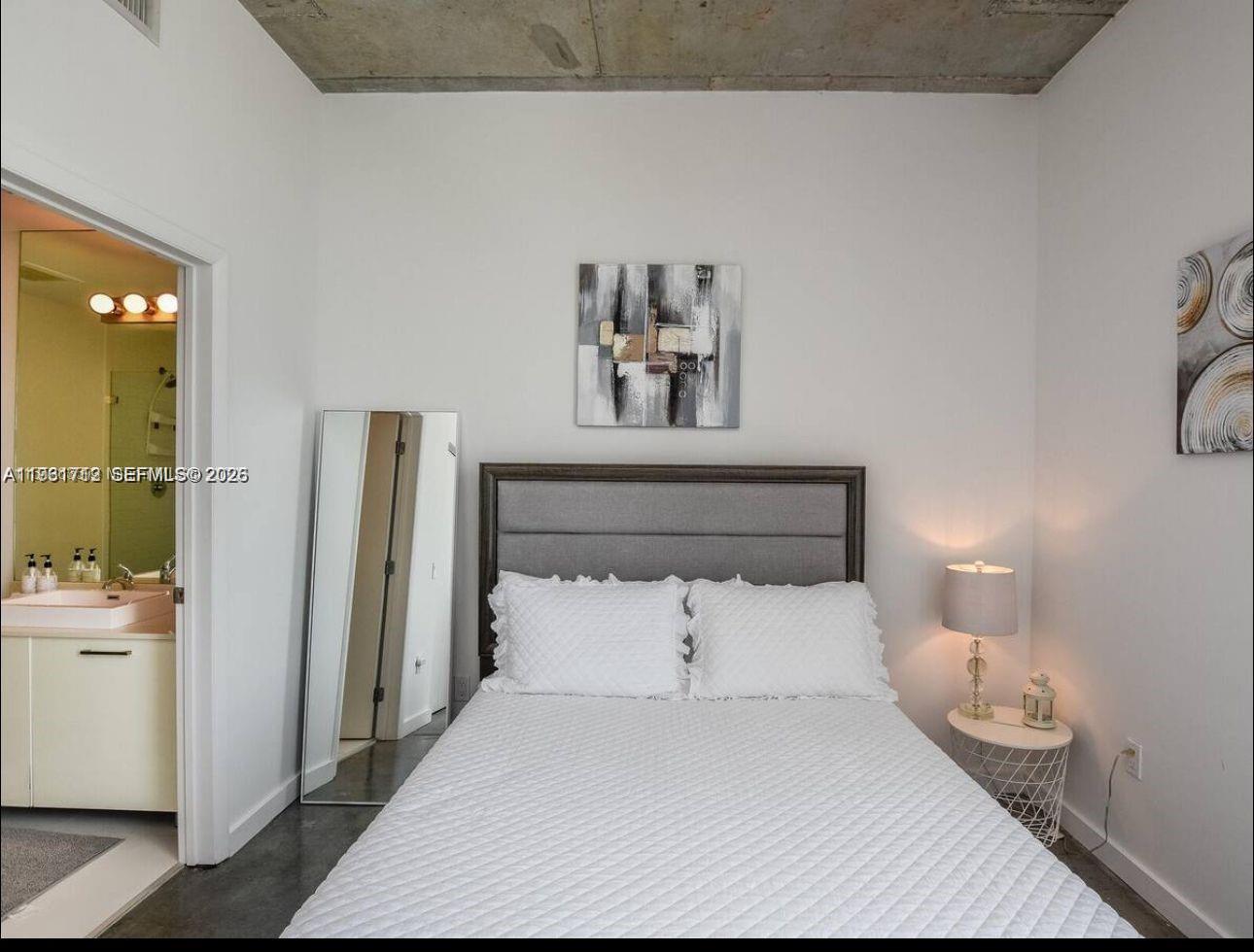 CENTRO CONDO - Residential Lease