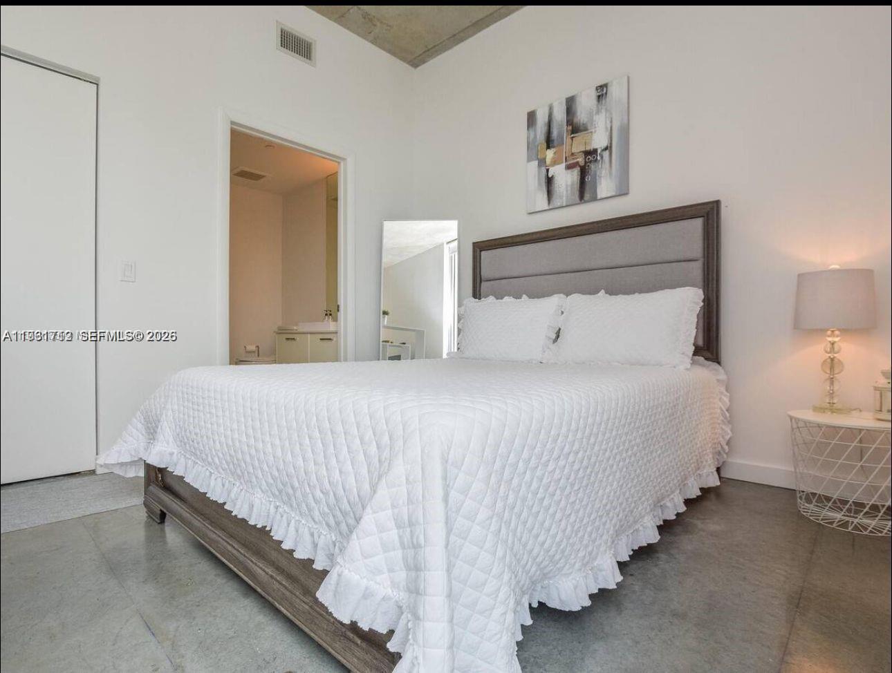 CENTRO CONDO - Residential Lease
