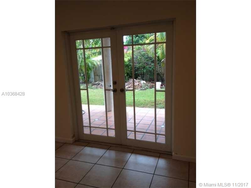 HIALEAH ESTATES - Residential Lease