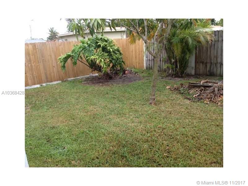 HIALEAH ESTATES - Residential Lease