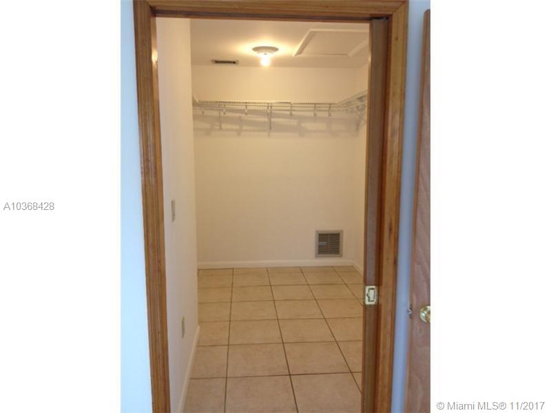 HIALEAH ESTATES - Residential Lease