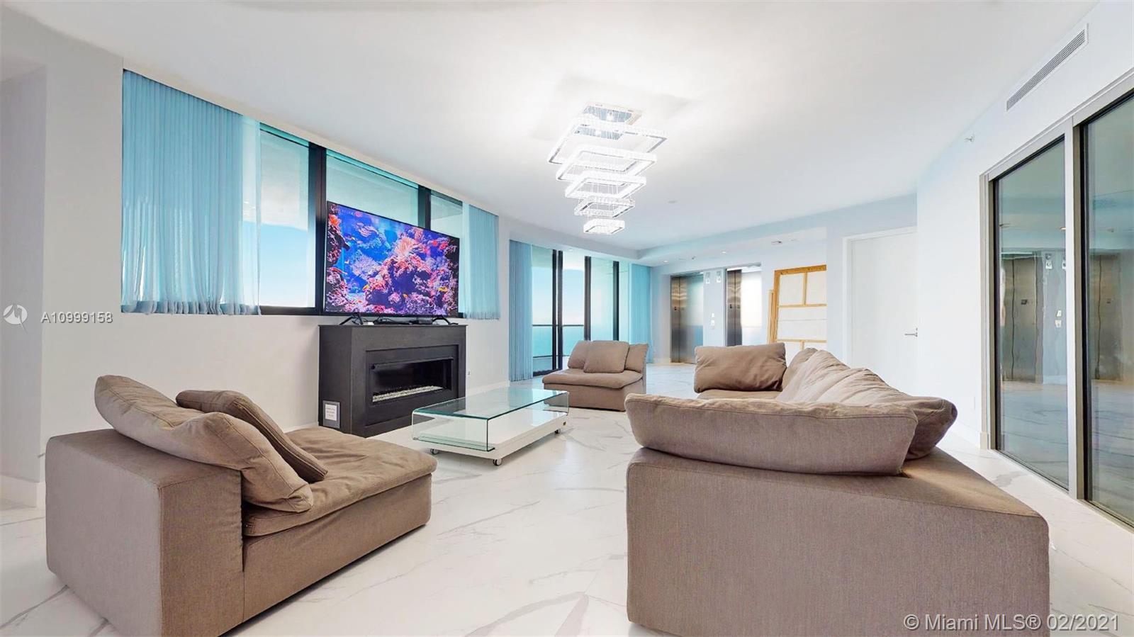 18555 COLLINS AVENUE COND - Residential