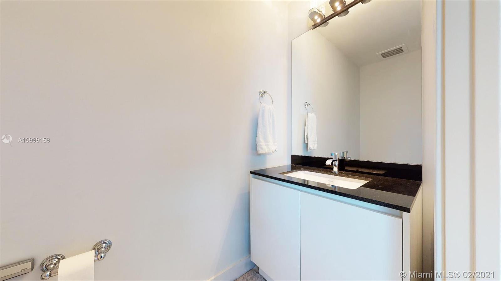 18555 COLLINS AVENUE COND - Residential