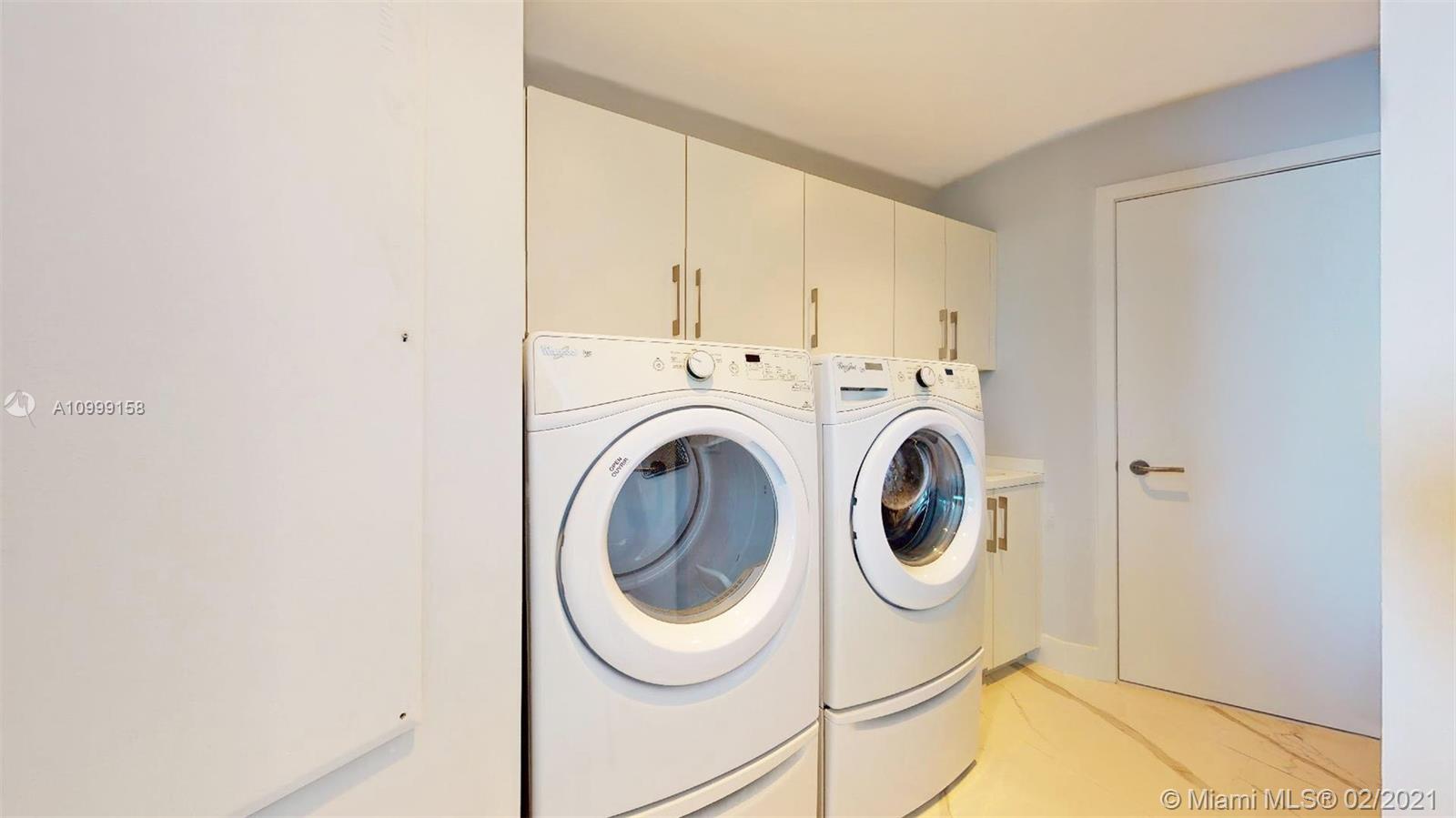 18555 COLLINS AVENUE COND - Residential