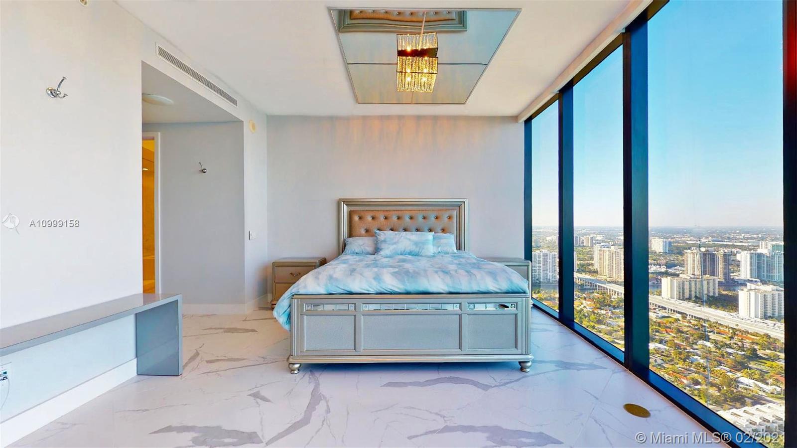 18555 COLLINS AVENUE COND - Residential