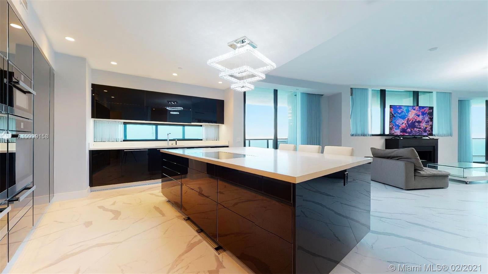 18555 COLLINS AVENUE COND - Residential